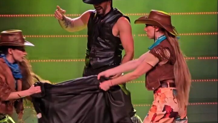 This is how Enemy Honey and I react when we see a handsome guy