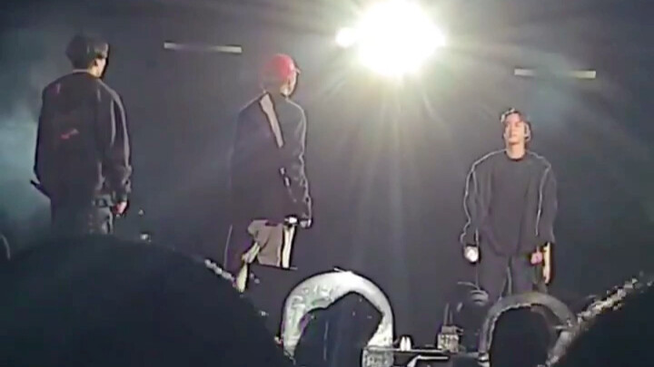 [บังทันโซนยอนดัน] พออาเจินสาดน้ำปุ๊บ น้องๆ ก็ถูกแช่แข็งไปในพริบตา