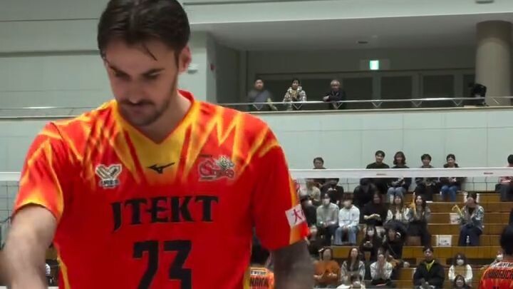 TJ_DeFalco-vs-Blazers (9)