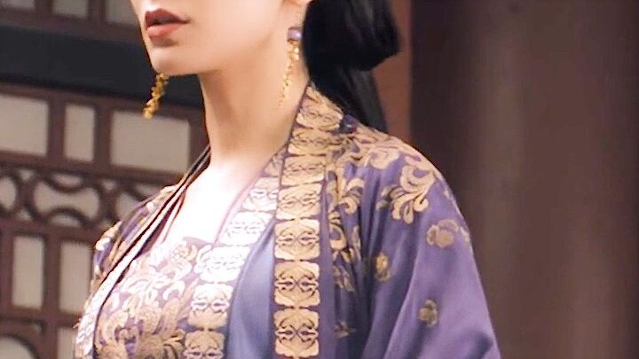 The ambition befitting the daughter of a powerful minister: vying only for power, not for love.