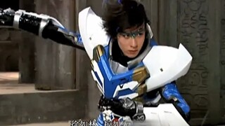 蓝色的叫飞影铠甲，它的特性为疾如风、徐如林、掠如火、难知如阴，速度型铠甲。对我们铠甲召唤人来说入地狱并不可怕，只要能减少入地狱受苦的生命，那才是战斗的真意