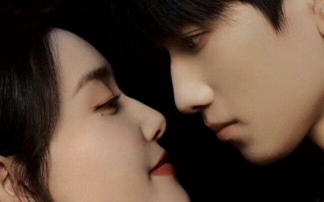 【ออวี่อี้ × จังอีอี】ภาพ大片วันวาเลนไทน์ทำเอาฟินจนใจละลาย! ซีรีส์เรื่องนี้ของคุณสามมีฉากจูบไหมนะ? ท่าทา