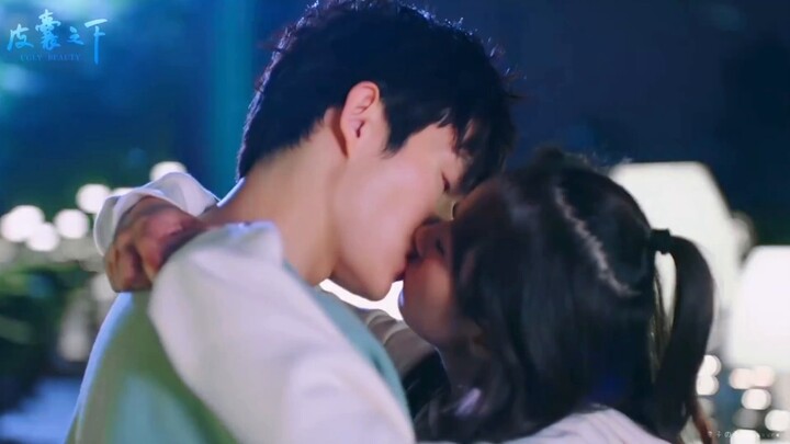 [คลิปวีดีโอ] [Ugly Beauty] 20 ฉากจูบสุดฟิน คู่นี้เป็นแฟนกันจริงชัวร์