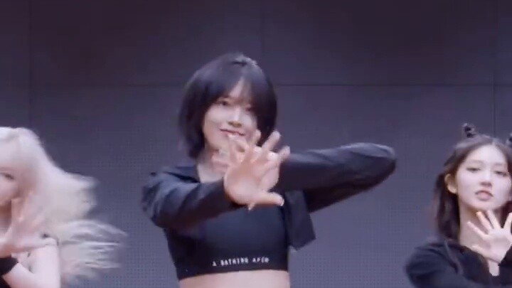 [Ahn Yu-jin] The straight-shot CUT of the stage edging part got 20,000 likes on Twitter?