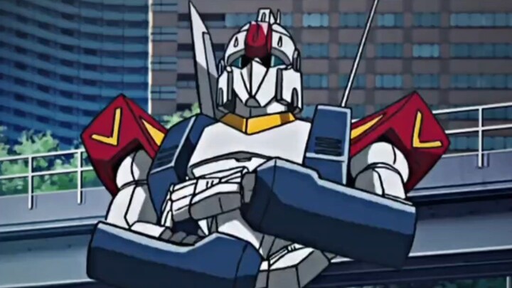 دورة إيه مون: مجرد روبوت عملاق عادي