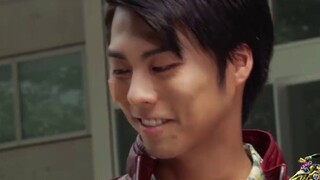 Mười điều nhỏ cần biết về Kamen Rider Ex-Aid