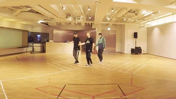 EXO Oh lala Dance Practice