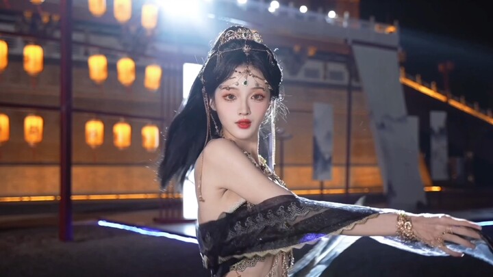 Cô ấy là một sát thủ quyến rũ và là một vũ công vô song
