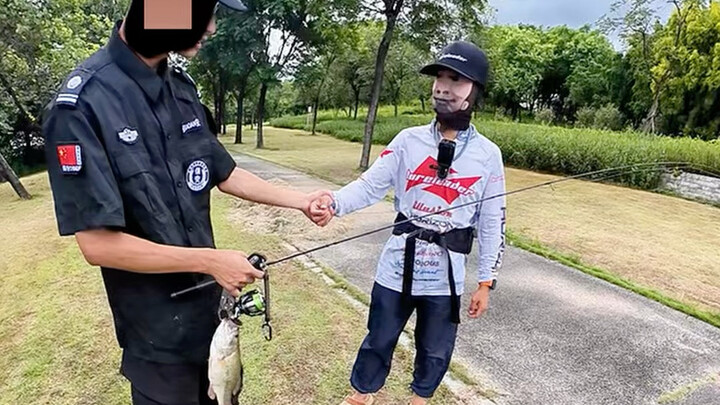 Lure fishing, surviving the toxic zone, and successfully evacuating with a million