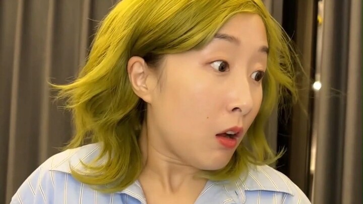 How Well Can Girls Really Understand Each Other?