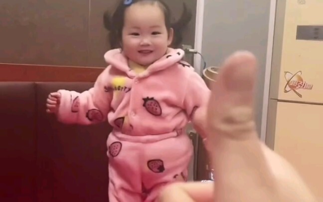 โมเมนต์ลูกมนุษย์โชคร้าย "วิดีโอตลก" "หนุ่มโชคร้าย"
