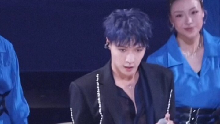 لأن رقصته كانت رقيقة جدًا، أُطلق عليه لقب "خطوة الرجل السيئ".