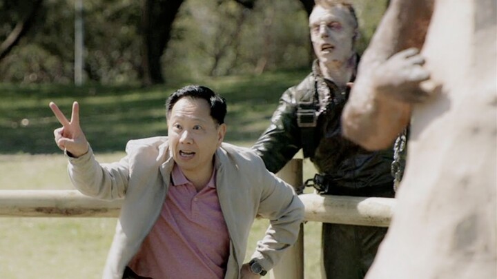 It’s clearly a horror film, but as soon as the actress speaks, I burst out laughing! The horror-come
