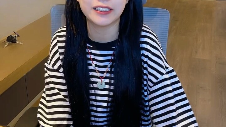 I want to play games and go to school 🙃