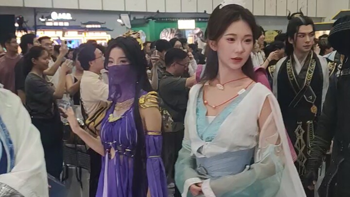 Những coser bình thường
