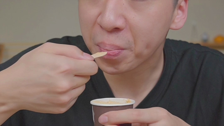 Handsome Guy's "Unboxing Weird Products," Episode 3