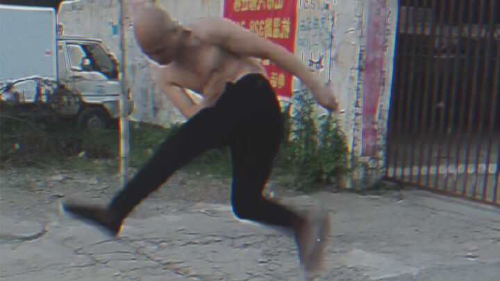 Biệt danh: Người cơ bắp ma quỷ