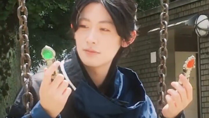 Duanmu Yan: The wind in Fengdu is really blowing hard now.