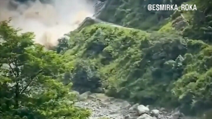 nepal Nepali China Bala ko colony Pani Pani 152 mittu bhai kocha #nepal #video