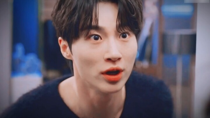 Baek In Hyuk! Wang Ma của người Hàn Quốc. Vì So-sol và Sun-jae ở cùng nhau nên anh ấy phải ngồi ở bà