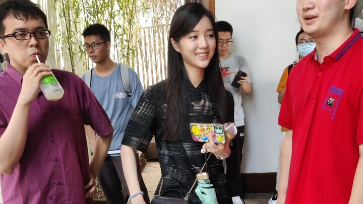 ช็อกสุด! จากมุมมองของแฟนหนุ่มของอวี๋ลี่จวิน กลายเป็นหลงรักจ้านหยิงได้ก็เพราะเรื่องนี้…