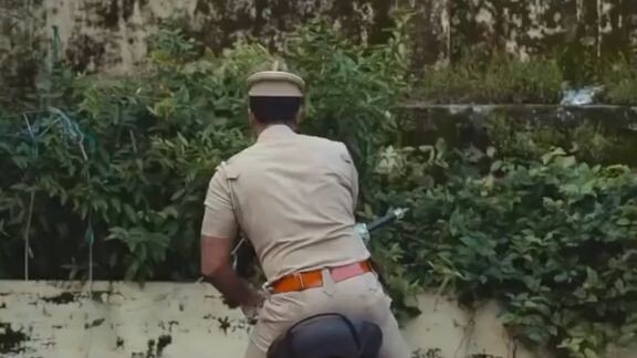 POLISi PRINDAPAN KEREN ABIS