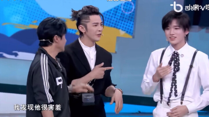 【ซ่งย่าเสวียน】ฉันยอมไม่ได้เลยนะ ถ้ามีใครยังไม่เคยดูคุณครูซ่งน้อยโดนจับได้ว่าเขินอายอยู่ต่อหน้าคนอื่น