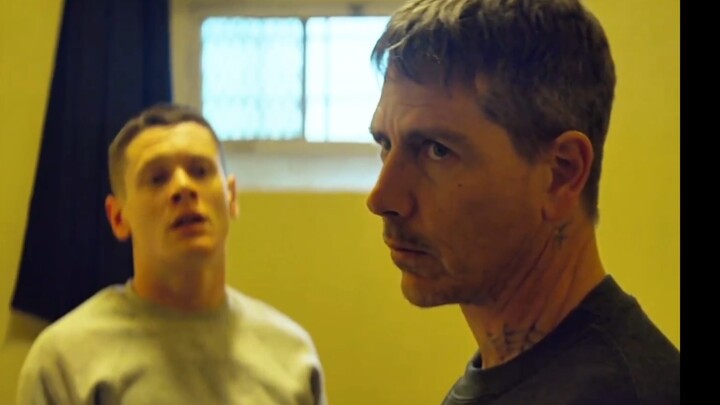 The most clumsy yet profound paternal love in prison—only at the brink of life and death does the so