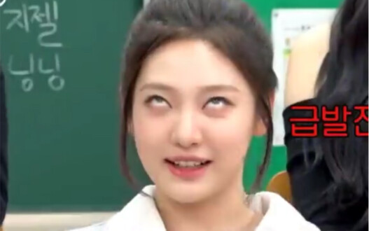 【نينغ يي تشو】قام المعجبون من الإنترنت الخارجي أيضًا بتحرير مقطع الفيديو الرائج هذا، وحققت مشاهدات جي