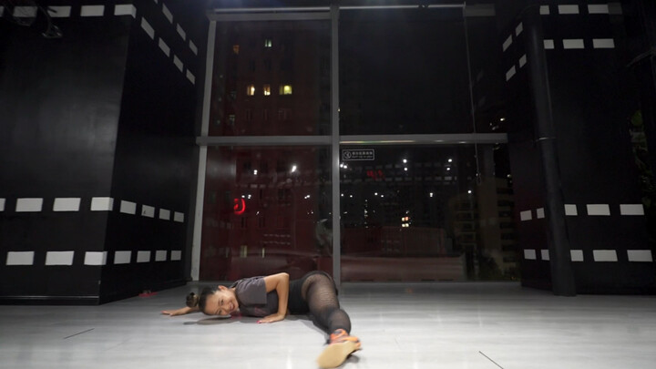 heels choreography "Birthday sex", Gloria's original high heels choreography