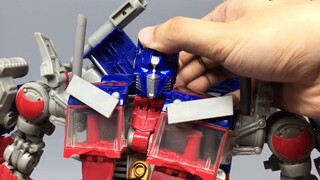 200 yuan 44cm big pillar domestic KO enlarged Optimus Prime movie version Dapeng review