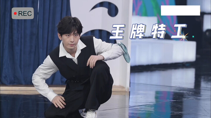 Cheng Yi dalam berakting, kalau bilang sepuluh detik ya tepat sepuluh detik, tidak lebih dan tidak k