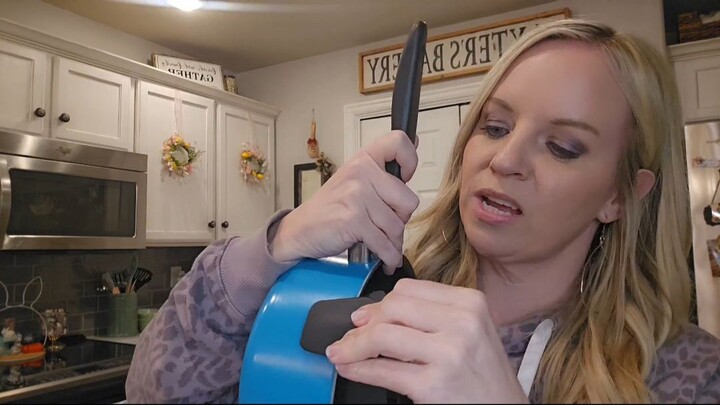 I always gifted this clip on silicone sttainer.