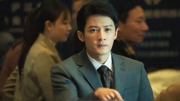 ทนายความผู้มีชื่อเสียงกลับไม่อาจต้านทานแรงดึงดูดได้