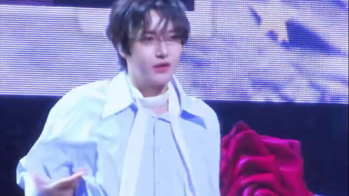 Quá đáng yêu luôn! Buổi sinh nhật của Hoàng Nhân Tuấn, màn cover trực tiếp các bài nhảy lại "Whiplas