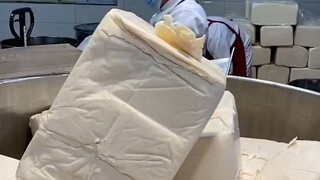 لا أعرف لماذا؟ شاهدته وشعرت براحة كبيرة