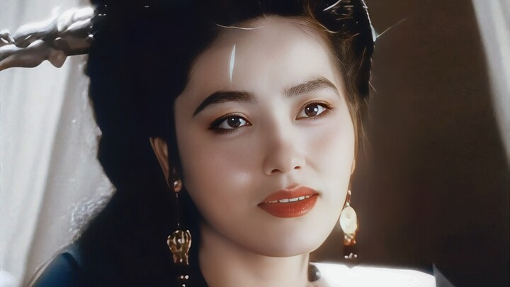 The oiran has fallen for the newly arrived top courtesan! Their eye contact is so intense it’s pract