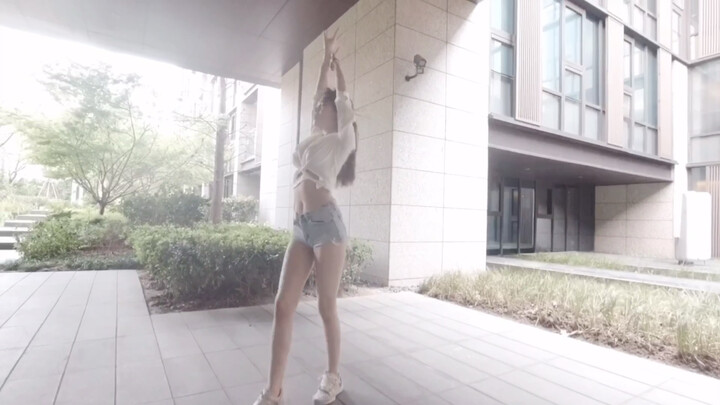 【lisa senorita】在家让朋友