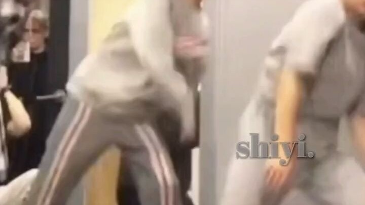 【فريق شباب العصر】 أسلوب الرقص، متوسط عمر الفرق الذكورية الشهيرة في صناعة الترفيه المحلية 18 عامًا، ف