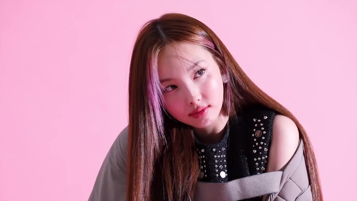 【TWICE Vietsub】Hậu trường chụp hình bìa ELLE của NAYEON