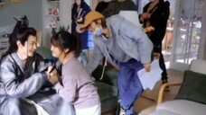 Hahaha, Xiao Wudi, you want to kiss every day... Xiao Wudi, please restrain yourself, or there will