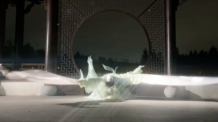 “Choose Your Hero”