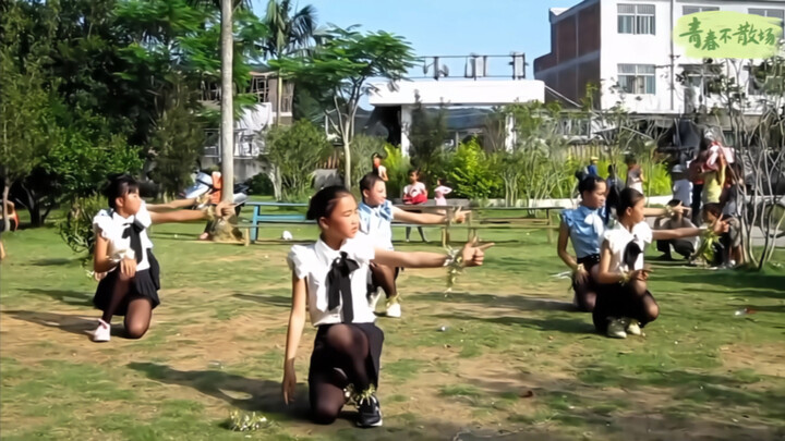 小学生舞蹈小苹果