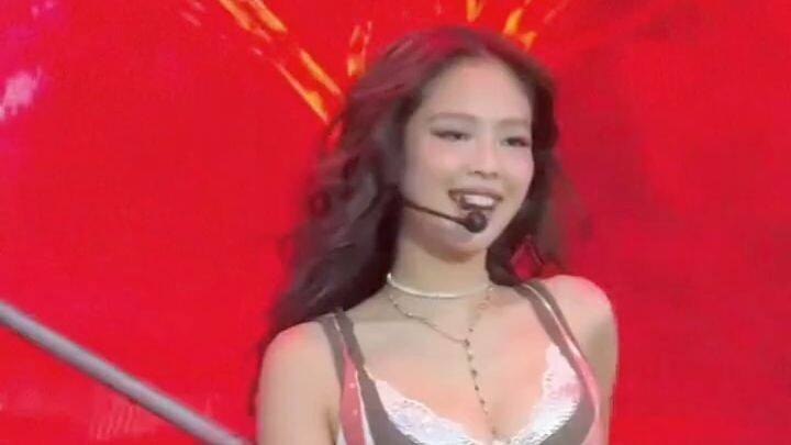 jennie当之无愧_jennie当之无愧_jennie_金珍妮_Kpop_jennie纽约音乐节