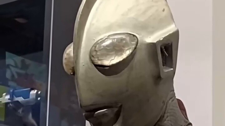 The oldest Ultraman "Phi"!