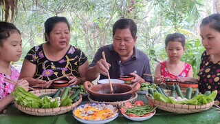 Bữa Cơm Mùa Nước Nổi với Món Kho Quẹt Trứng Chiên Chấm Đậu Rồng Cà Pháo | TKQ & Family T844