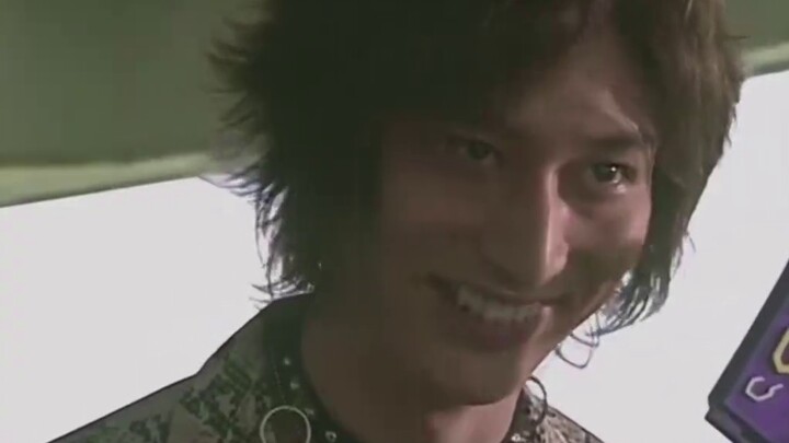 A watershed moment for the Masked Rider series? Full of color! Dragon Rider Time!