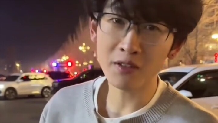 Tang Jiaqi’s early livestreams rivaled those of A-list stars—her stunning looks charmed both men and