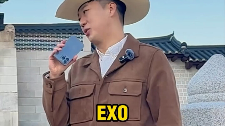 Bài hát yêu thích nhất của bạn trong số các bài hát của EXO là gì?