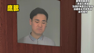 في يوم غائم، في غرفة مظلمة.